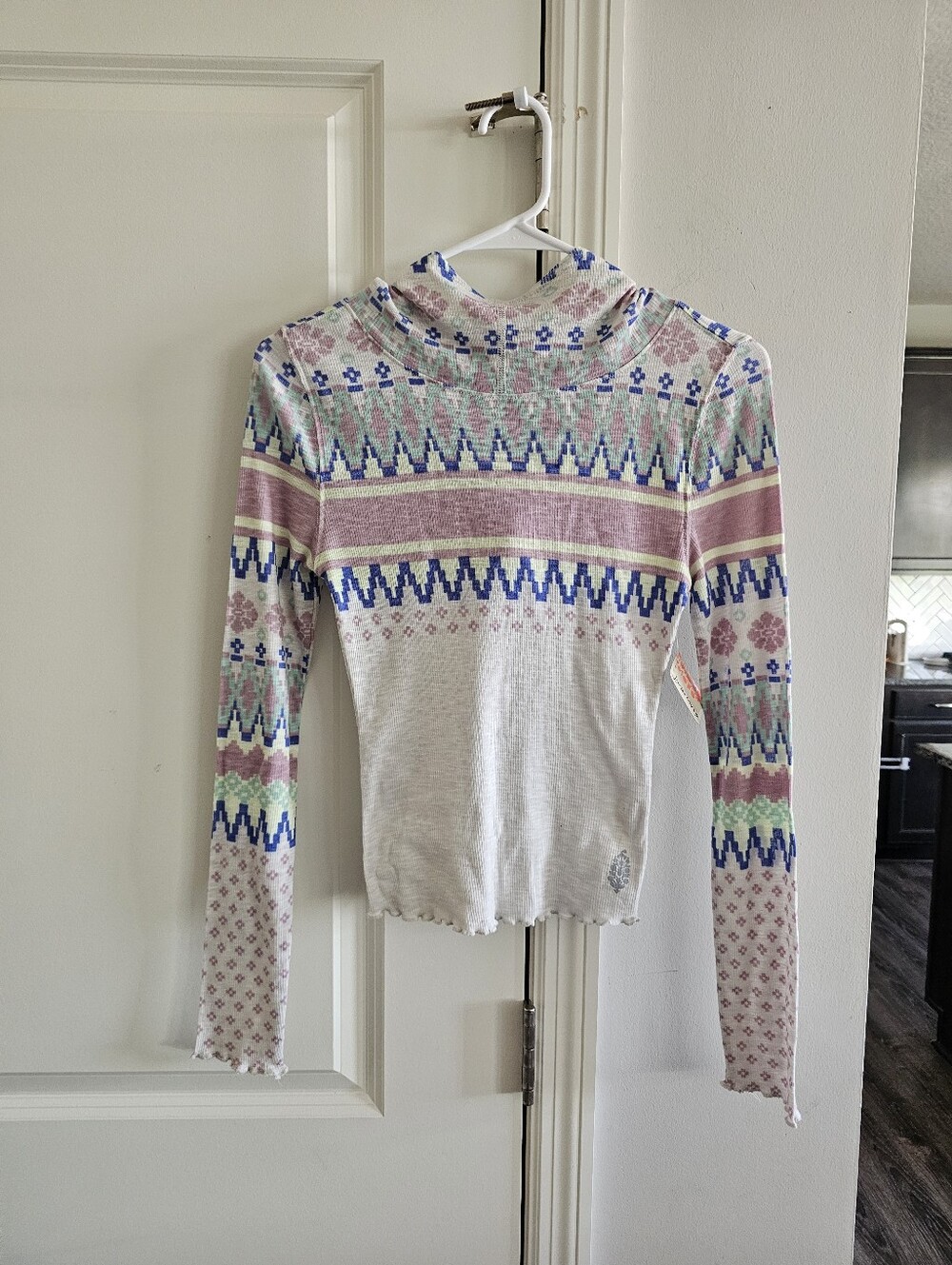 Free People Breathe Easy Printed Layer. - Picture 6 of 9